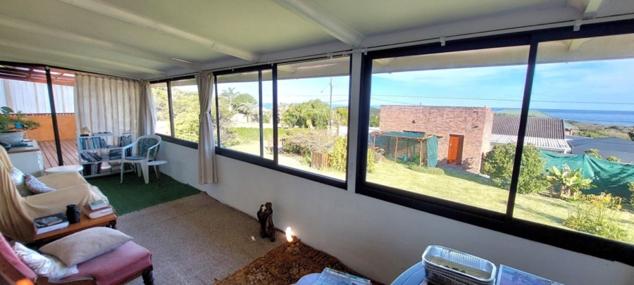 2 Bedroom Property for Sale in Sunrise On Sea Eastern Cape